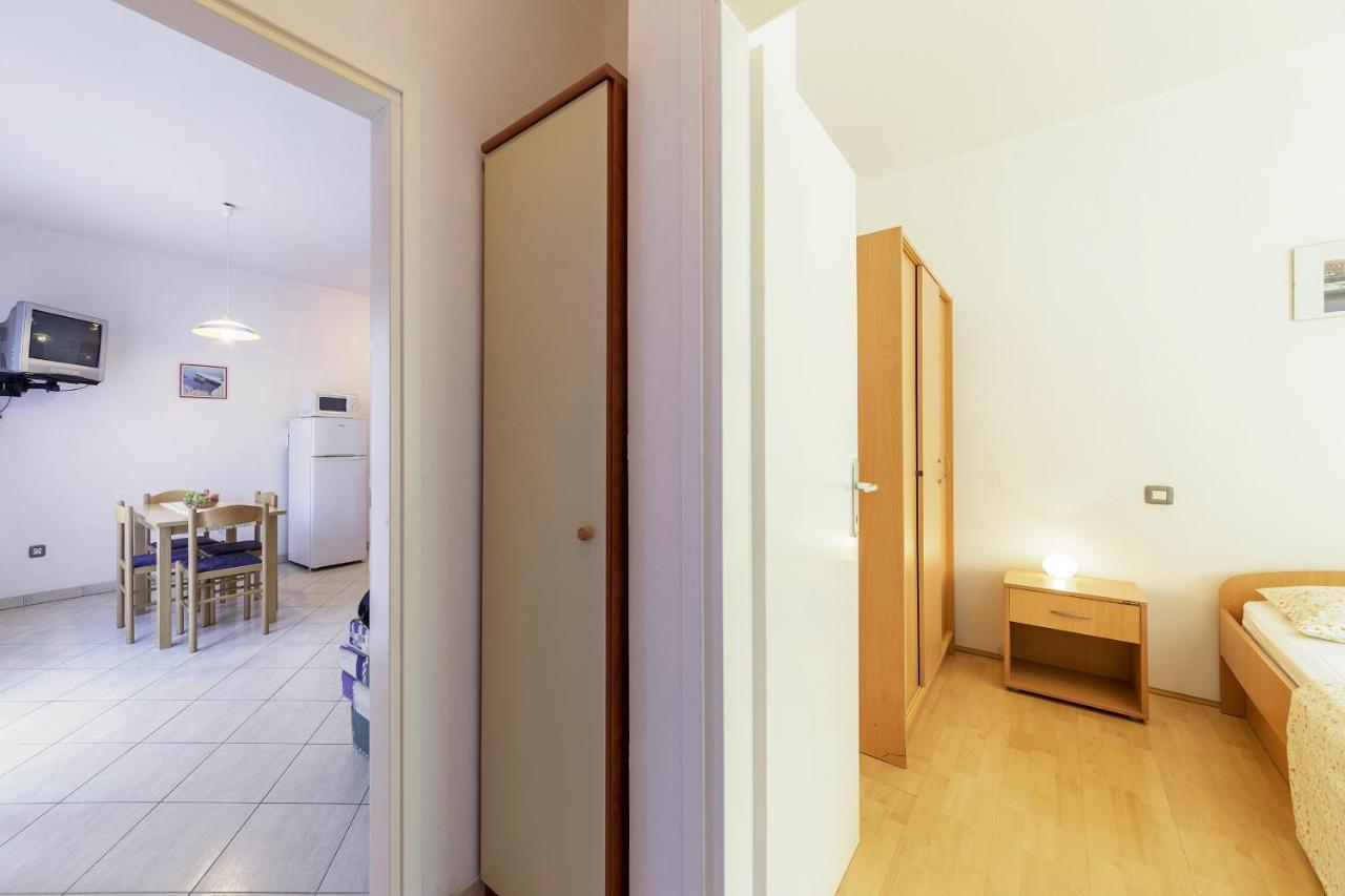 Apartments Pino Pula Zewnętrze zdjęcie